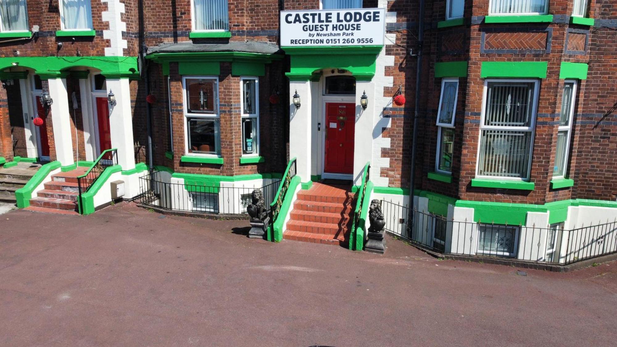 Castle Lodge Guest House 86-88 Sheil Rd L6 3Af ลิเวอร์พูล ภายนอก รูปภาพ